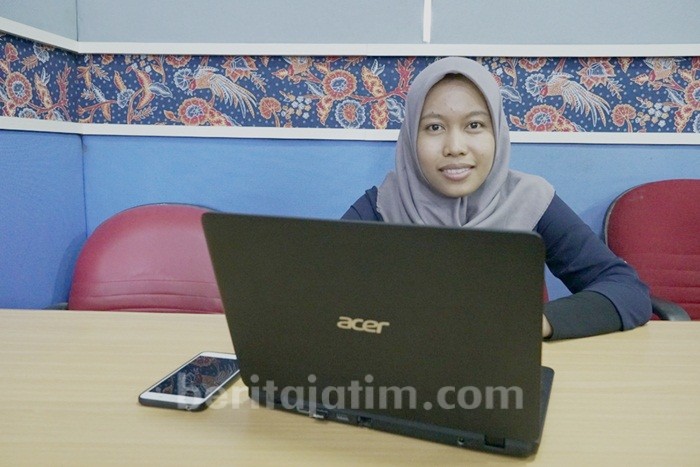 Putri Pengayuh Becak Ini Raih Doktor Teknik Kimia ITS dengan IPK 4