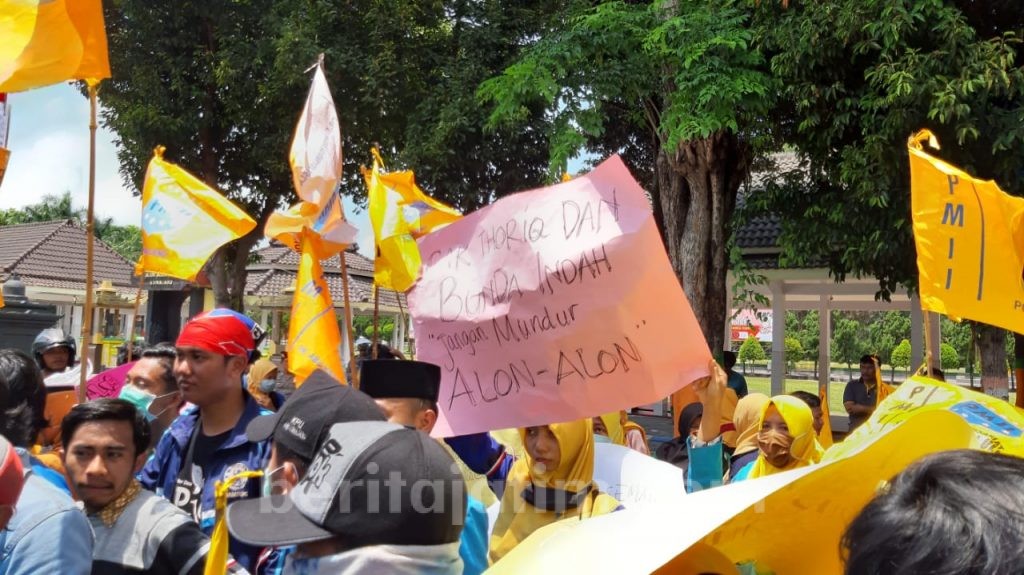 PMII Lumajang Tagih 20 Janji Cak Thoriq dan Bunda Indah