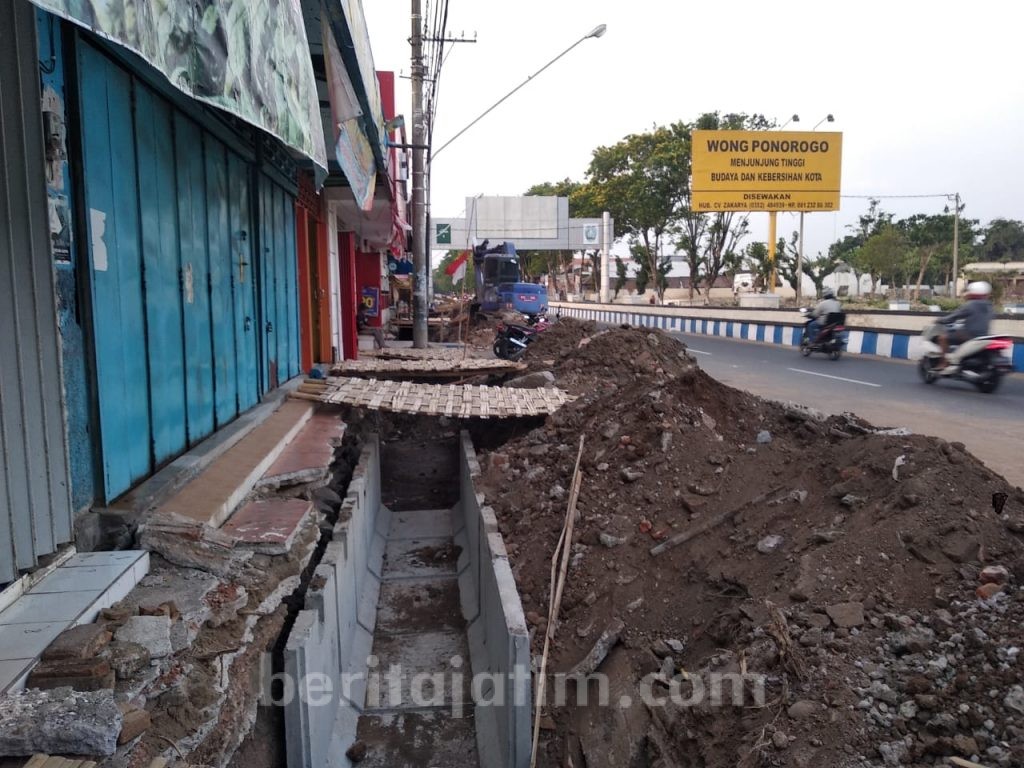 Rehabilitasi Saluran dan Trotoar di Kawasan Pasar Legi, Pemkab Ponorogo Anggarkan Rp 4,5 M
