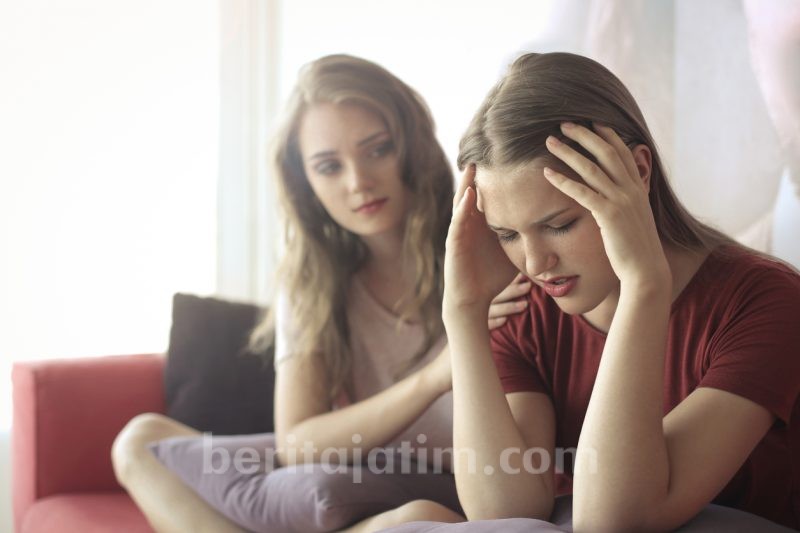 Teman Punya Pengaruh Besar dalam Penanganan Depresi