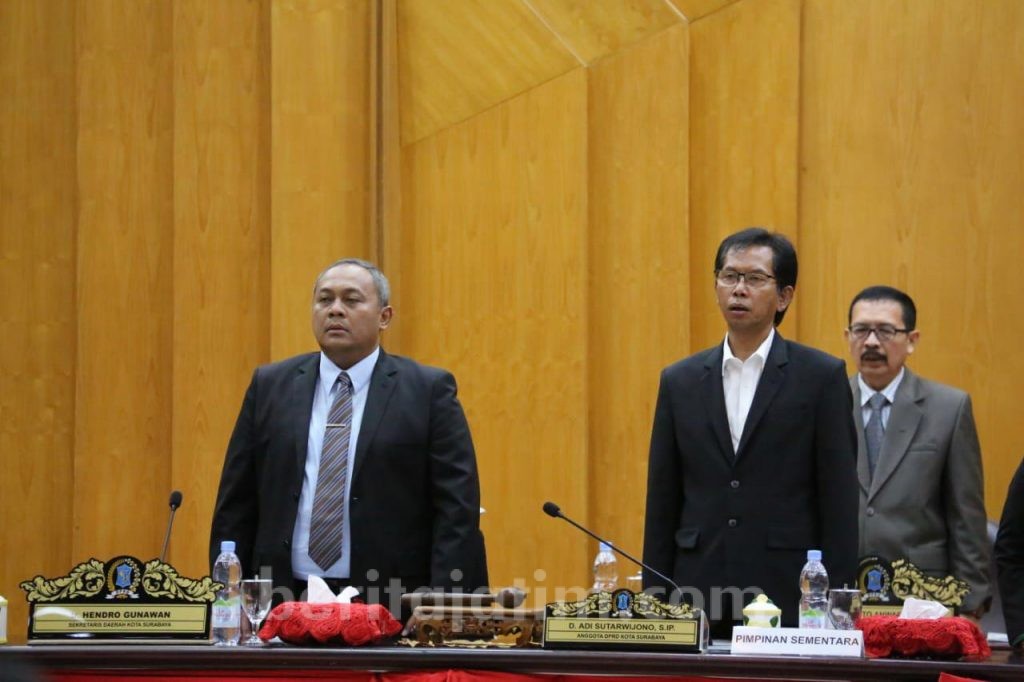 Sosok Ini Disebut Jadi Juru Damai Risma-DPRD Surabaya