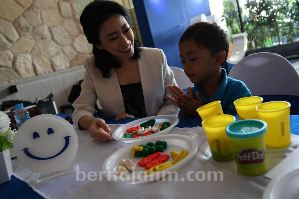 Begini Cara yang Benar Memberikan Susu Pertumbuhan Bagi Anak