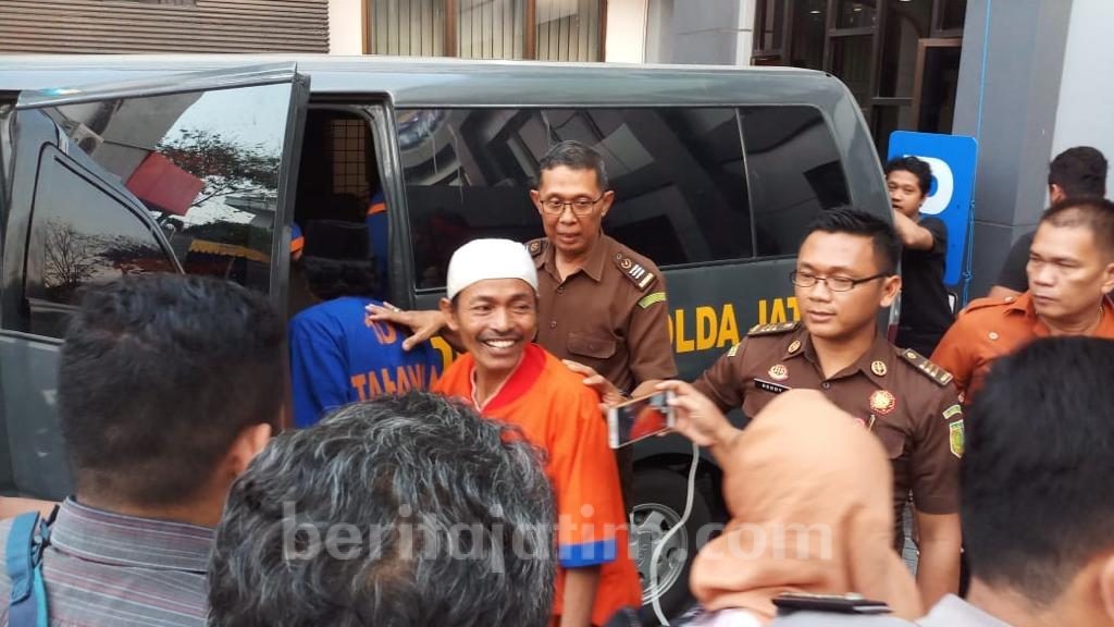 Tiga Terdakwa Pembakaran Mapolsek Tambelangan Disidang Perdana