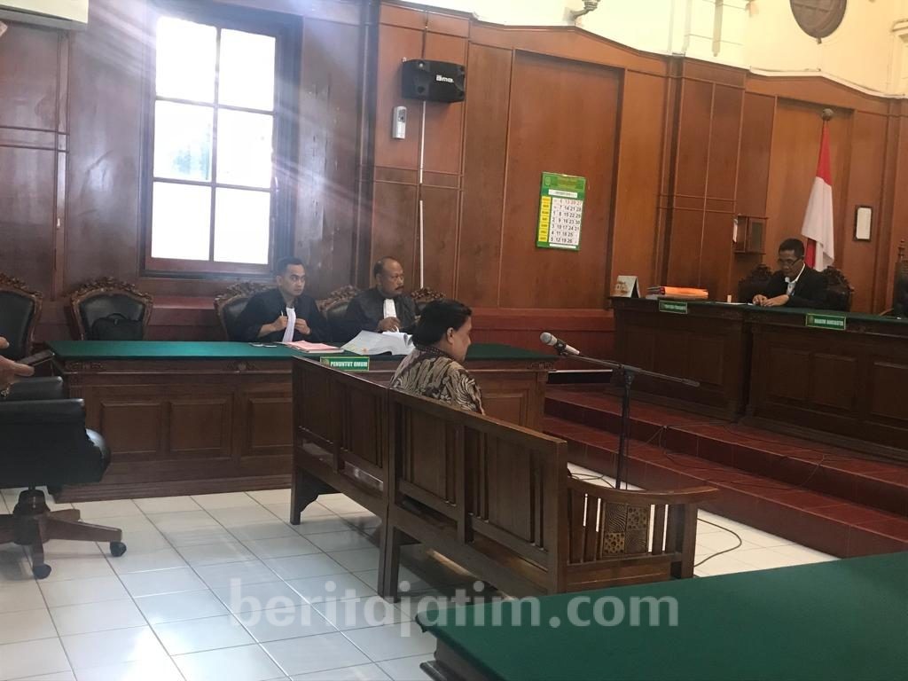 Dhimas Kanjeng Tampil Percaya Diri dan Tak Didampingi Pengacara
