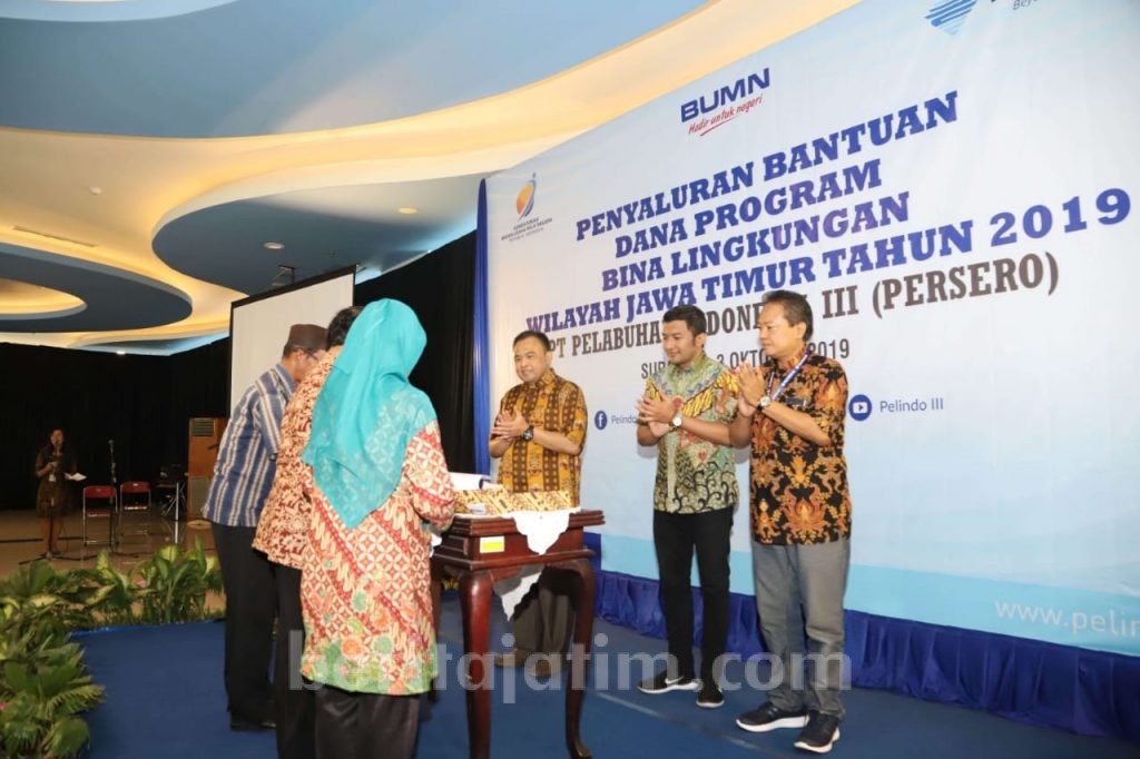 Pelindo III Gelontorkan CSR Bina Lingkungan Rp 2,4 Miliar