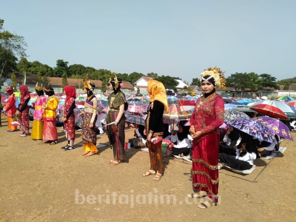 Meriah, Peringatan Hari Santri Nasional di MTs Negeri 6 Malang
