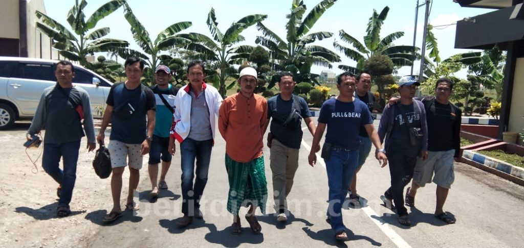 Santriwati Ini Dipaksa Layani Nafsu Bejat Pemimpin Pondok