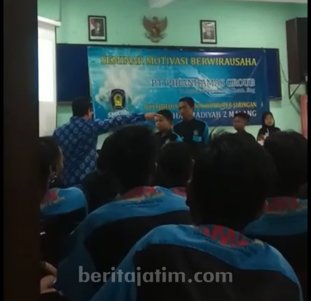 Viral, Video Siswa di Malang Ditampar Seseorang di Ruang Kelas