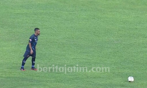 Madura United Permalukan Semen Padang di Kandangnya