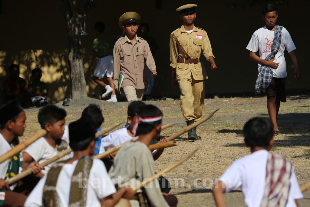 2000 Anak Surabaya Lawan Penjajah dengan Bambu Runcing