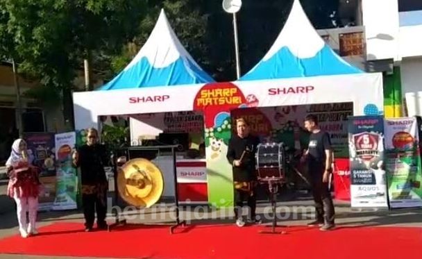 Sharp Gelar Festival Musim Panas di Pamekasan