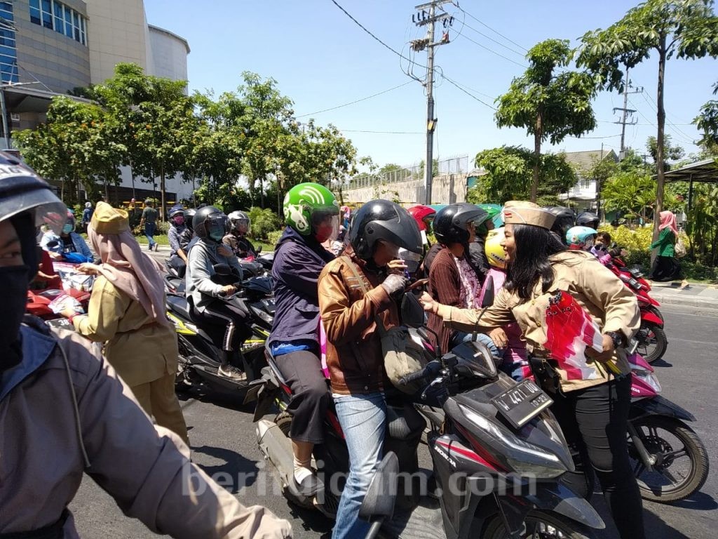 Hari Pahlawan, PT KAI Ajak Masyarakat Jadi Pahlawan Berlalu Lintas