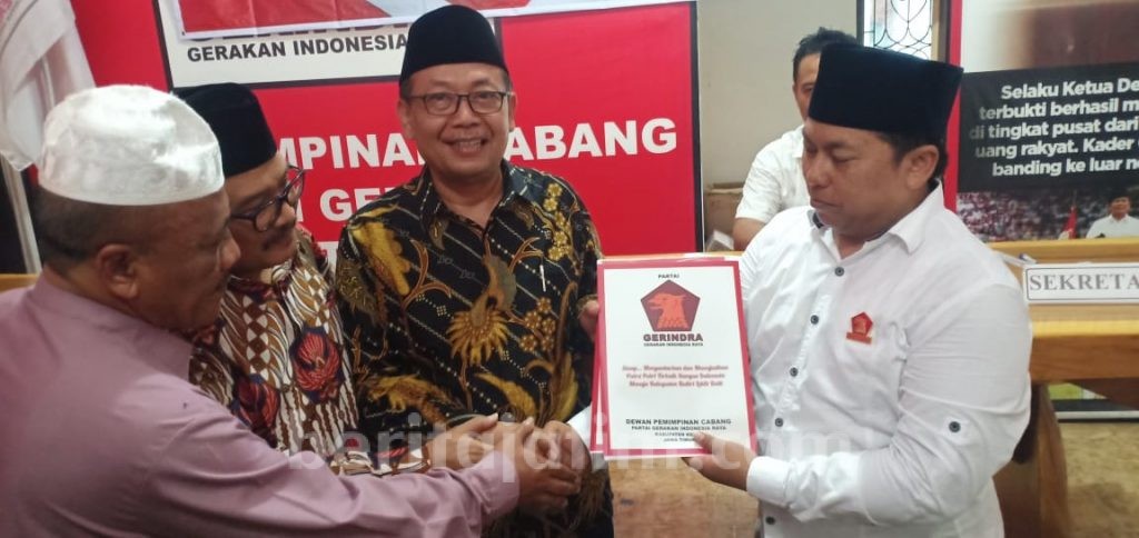 Pilbup Kediri 2020, Mujahid – Eko Ambil Formulir Partai Gerindra