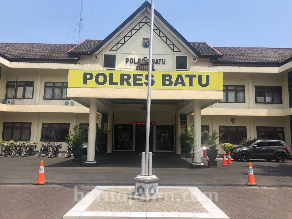 Polres Batu Dapat Penghargaan Kategori B Dari KemenPAN-RB
