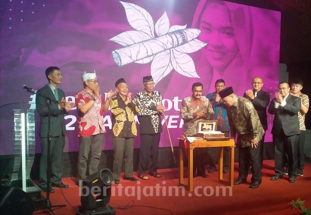 Ketua DPD RI Kukuhkan Jember The City of Cigar Indonesia Jadi Agenda Tahunan