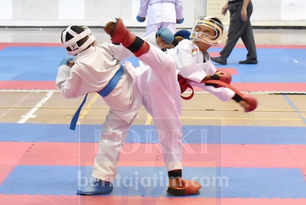 Forkab Malang Juara Umum Karate Malang Open X 2019