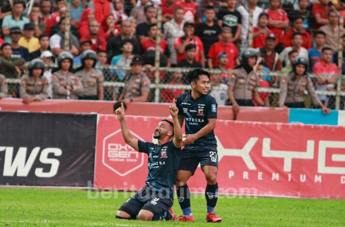 Lawan Arema FC, Rasiman Berharap Diego Assis Sudah Pulih