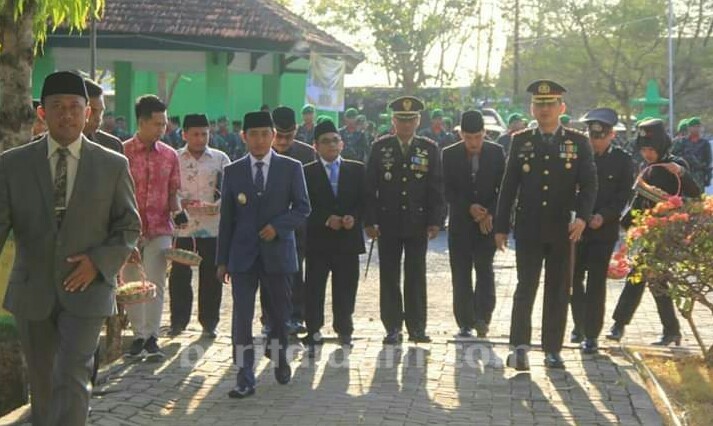 Wabup Pamekasan Bersama Forpimda Gelar Upacara Ziarah Nasional di TMP
