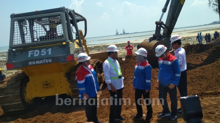 Tinjau Lokasi Proyek Kilang Tuban, Menhub Ijinkan Pertamina Lakukan Reklamasi