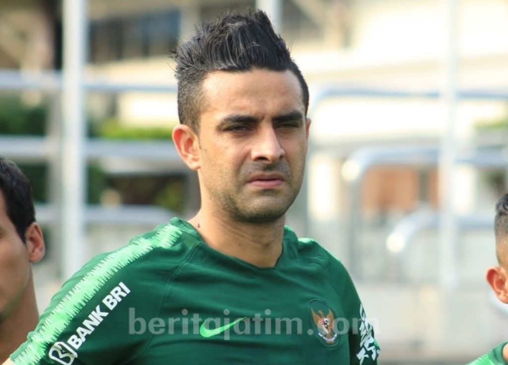 Bonek Bikin Petisi #MenolakDutra, Dutra Cuek