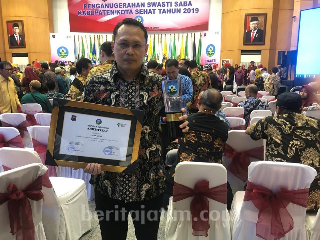 Kota Kediri Raih Penghargaan Kota Sehat Predikat Swasta Saba Wistara