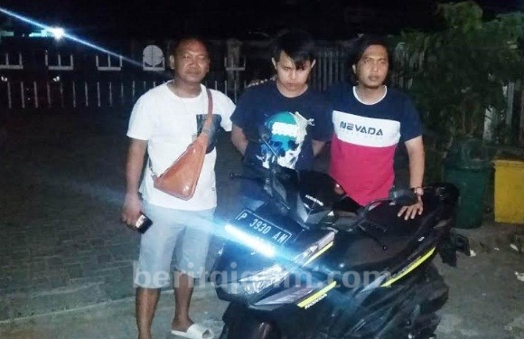 Gadis di Situbondo Dibegal, Motor Ditendang, Hape Dirampas