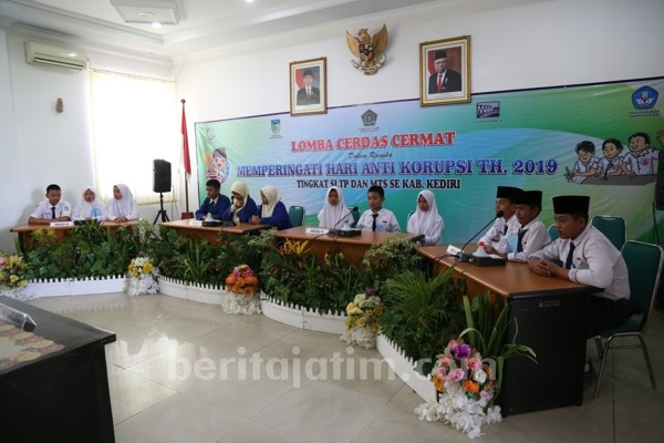 Hari Anti Korupsi Sedunia, Kejari Kabupaten Kediri Lomba Cerdas Cermat