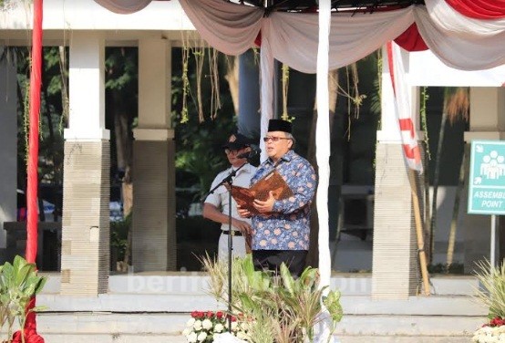 Menristek Pimpin Upacara Hari Pahlawan di ITS