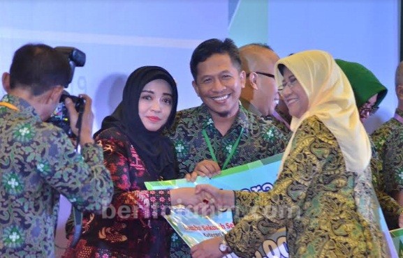 SD Muhammadiyah GKB 2 Gresik Juara II Lomba Sekolah Sehat Tingkat Nasional