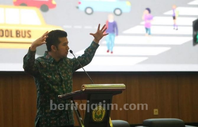 Inilah Anjuran Wagub Jatim kepada Sekolah Soal Bangunan Ambruk
