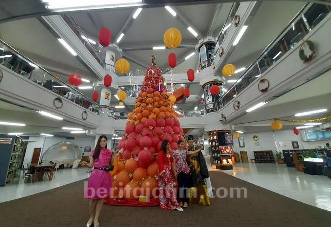 Instalasi Natalampion UK Petra Meriahkan Natal dan Tahun Baru