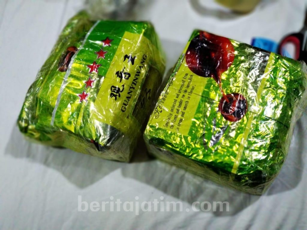 Dari Tangan 2 Pelaku Narkoba Ditembak Mati, Polisi Amankan Dua Bungkus Teh China Isi Sabu