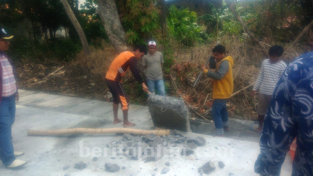 Komisi III Rekomendasi Pembongkaran Dua Proyek di Sampang