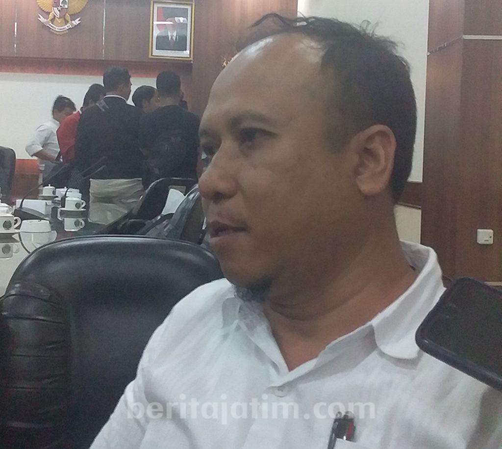 Tanda Tangan Konsultan Perencana Kantor Kecamatan Jenggawah yang Ambruk Dipalsu