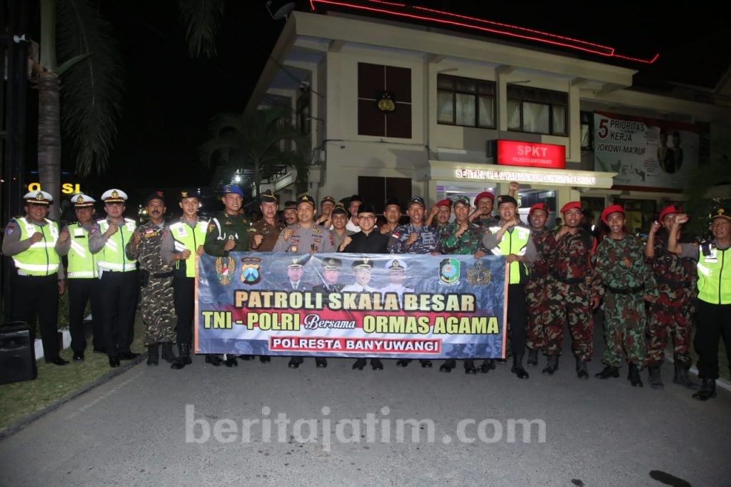 Pastikan Nataru Aman, Polresta Banyuwangi Gelar Patroli Skala Besar