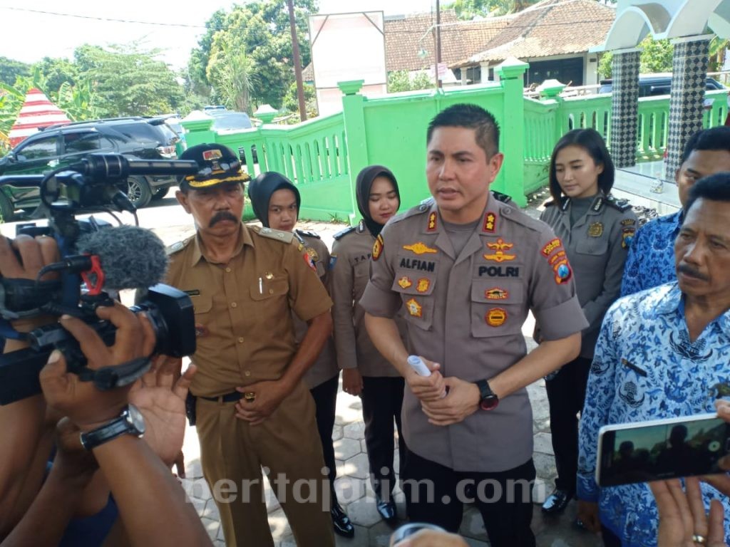 Polisi Periksa 4 Orang Soal Ambruknya SDN Keting 2 Jember