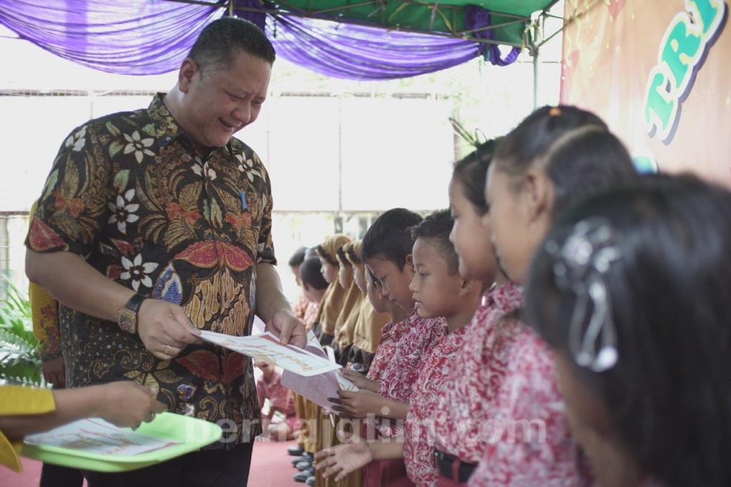 Usulkan Pemerataan Infrastruktur Pendidikan, Whisnu Sakti: Fokus Sekolah Pinggiran