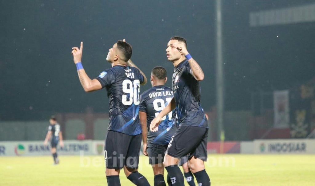 Kemenangan Madura United untuk Suporter Madura Bersatu