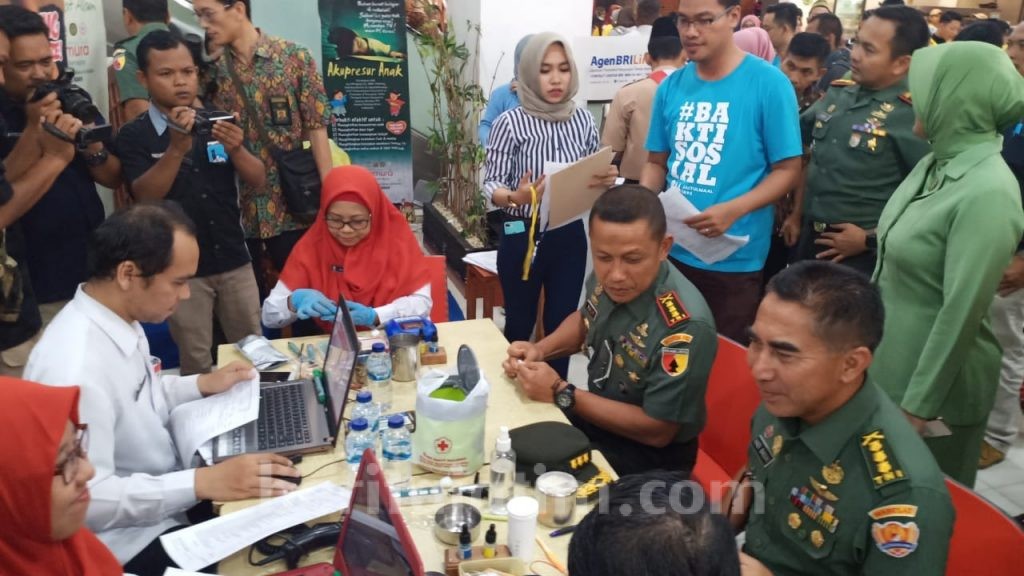 Korem 082 Citra Panca Yudha Gelar Donor Darah di Mall Kediri