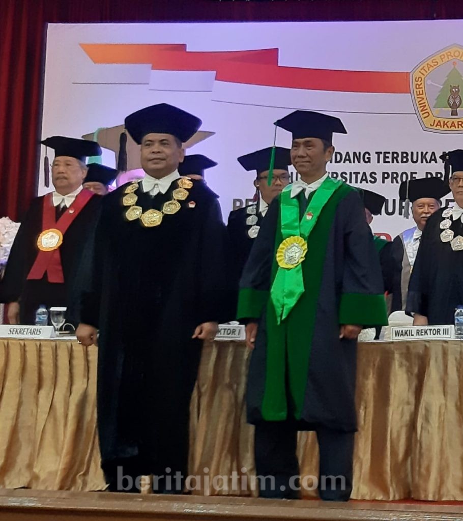 Rajab Ritonga Dikukuhkan Jadi Guru Besar Ilmu Komunikasi