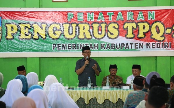 Pemkab Kediri Tatar Pengurus TPQ