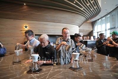 Starbucks Buka Gerai Pertama di Delipark Medan