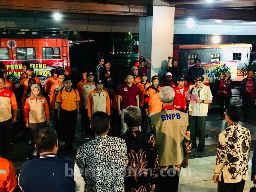 Pemprov Jateng Kirim Bantuan Logistik Bagi Warga Terdampak Banjir Jabodetabek
