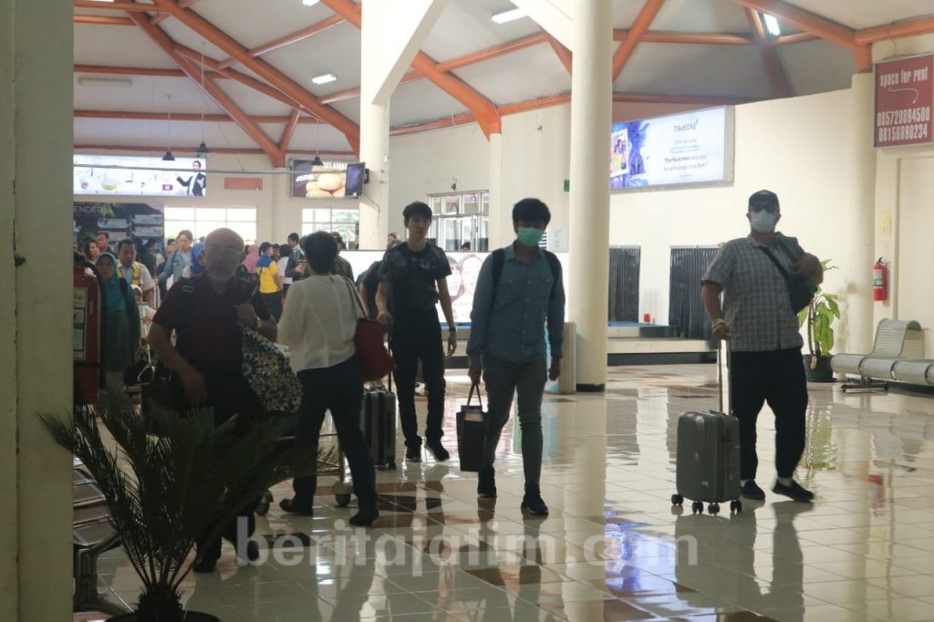 Bandara Abdul Rachman Saleh Pasang Alat Deteksi Virus Corona