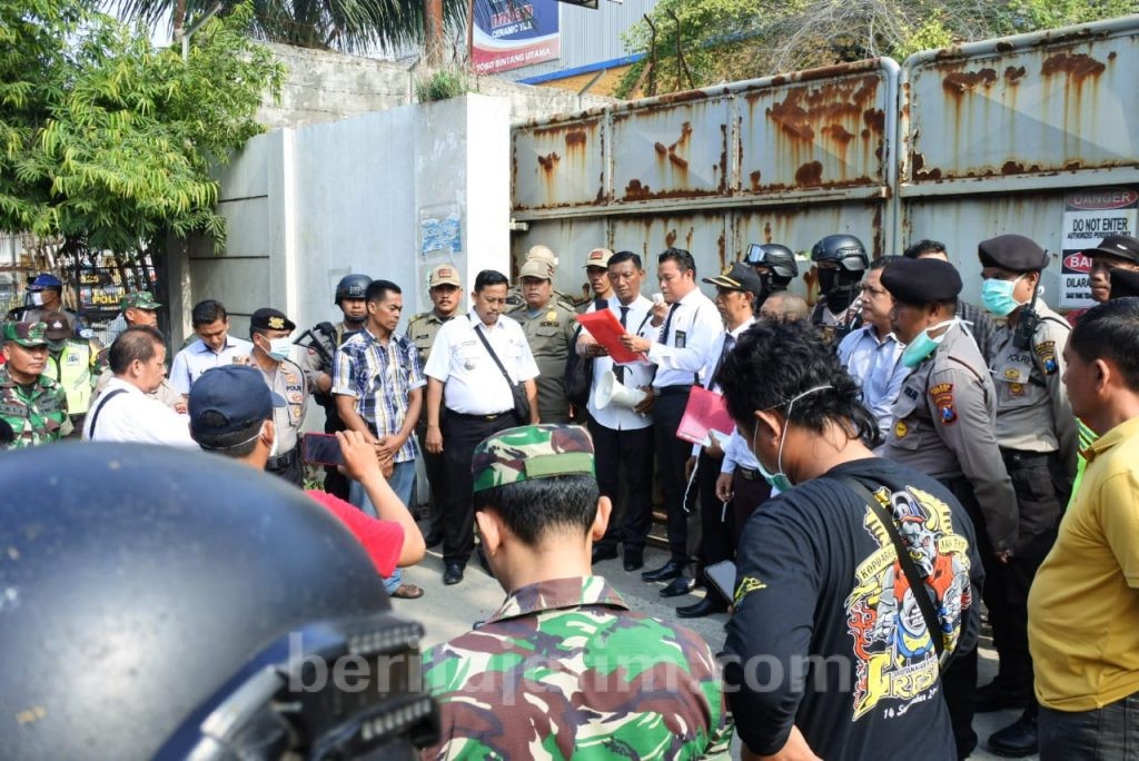 Eksekusi Rumah 2.999 m2 Tanpa Perlawanan