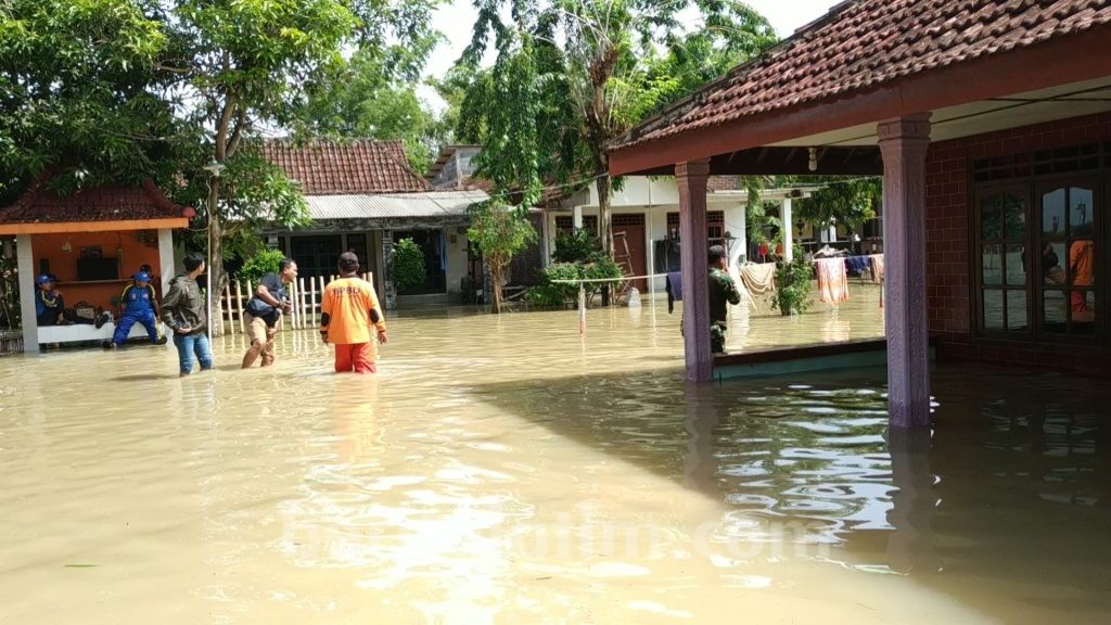 Luapan Kali Lamong Kembali ‘Sambangi’ Warga Mojokerto