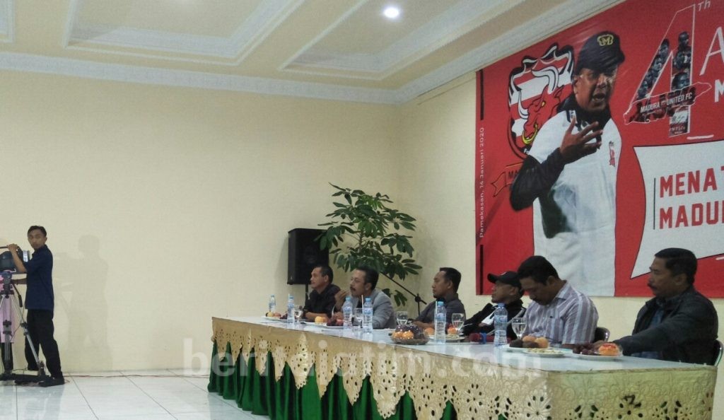 Wabup Pamekasan Ajak Suporter Viralkan Tagal #MaduraUnited2020Juara