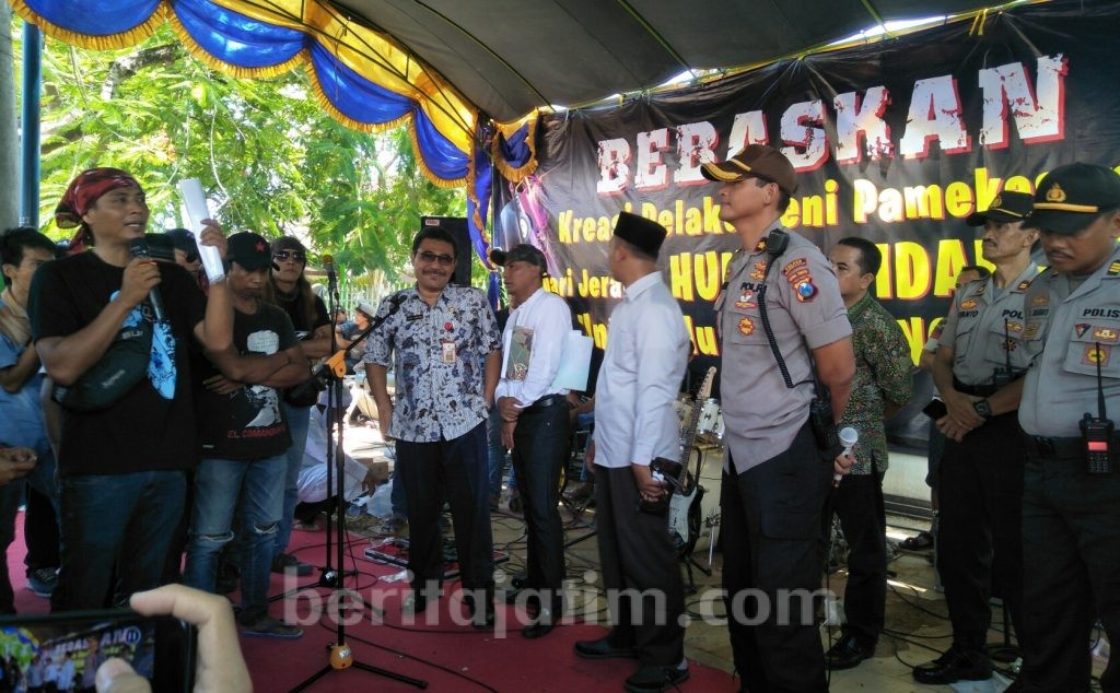 Pelaku Seni Pamekasan Tuntut Pemkab Bijaksana