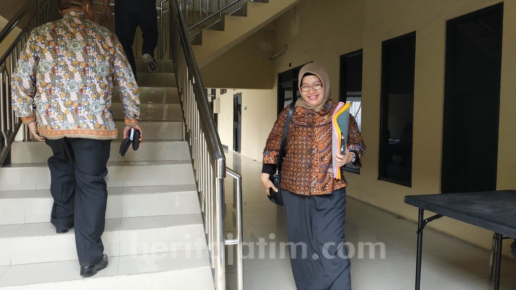 Data Gaji Hingga SK Pemberhentian Bupati Mojokerto juga Diminta Penyidik KPK