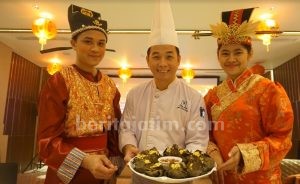 Cicipi Menu Ketan dan Bebek Khas Tirai Bambu Sajian Khas Perayaan Malam Imlek